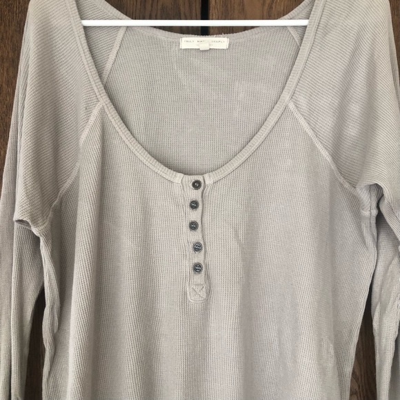 Urban Outfitters Truly Madly Deeply Long Sleeve Scoop Neck Gray M - Picture 3 of 5